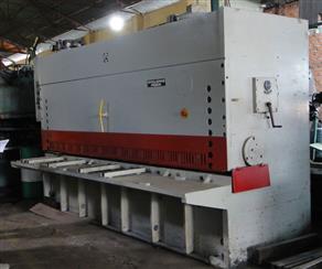 Máy Cắt Tiệp Strojarne Piesok 16x3000mm