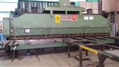 Máy cắt Ý 12x6550mm (thủy lực)