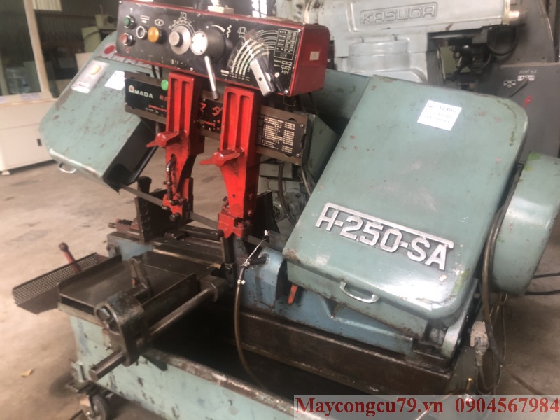 máy cưa vòng amada HA-250-SA www.maycongcu79.vn